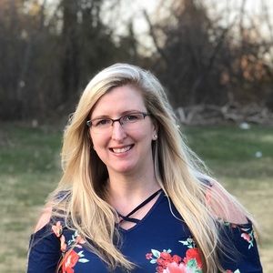 Meet your Posher, Holly